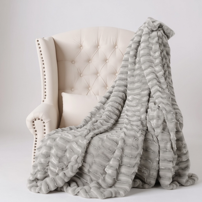 Plaid Doudouxie en Imitation Fourrure Grise  150x125 cm