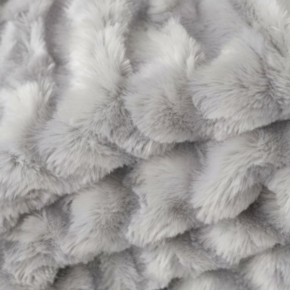 Plaid fausse fourrure Gris douceur polaire 150x200 - justaplaid