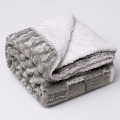 Plaid Polaire Gris 150x200 douceur ultime - justaplaid